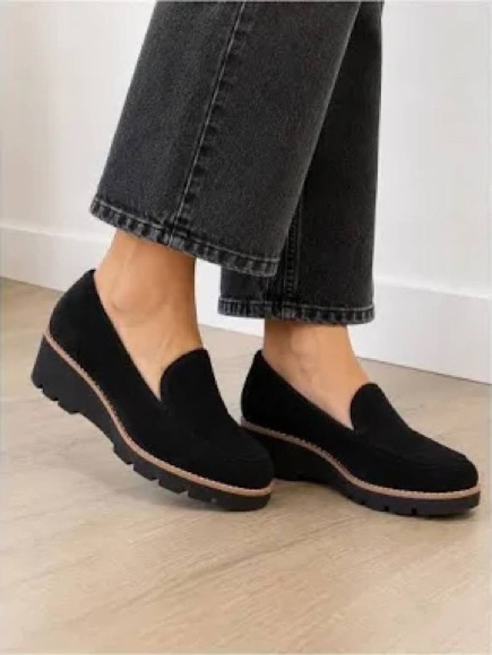 Vionic Willa Black Suede Wedge Loafer Platform Lug Sole Shoes Size 11